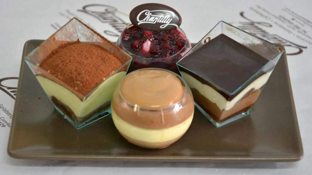 POKER DI MOUSSE